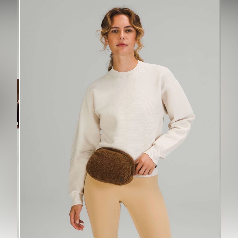 NWT Lululemon Everywhere Belt Bag *Fleece in BTCA